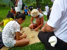 竹とんぼ♪　作るのは大変だけど、ビュンビュンとぶよ!!