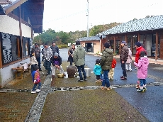 寒い中ありがとうございます